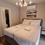 Val21,villa 200 M From The Sea With Pool And Fitness Villa *