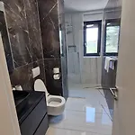 Val21,villa 200 M From The Sea With Pool And Fitness Funtana