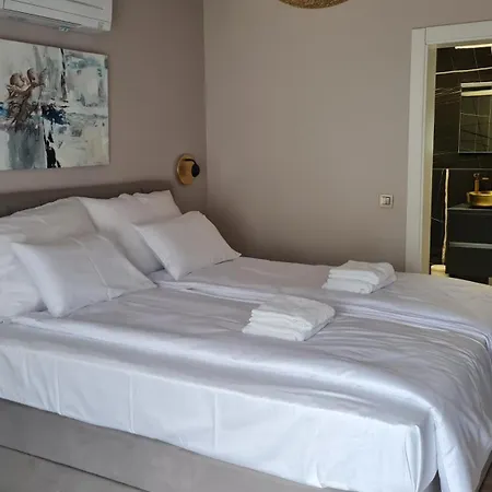 Βίλα Val21,villa 200 M From The Sea With Pool And Fitness