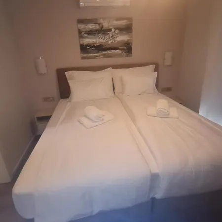 Βίλα Val21,villa 200 M From The Sea With Pool And Fitness