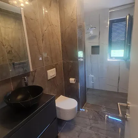 Villa Val21,villa 200 M From The Sea With Pool And Fitness Funtana